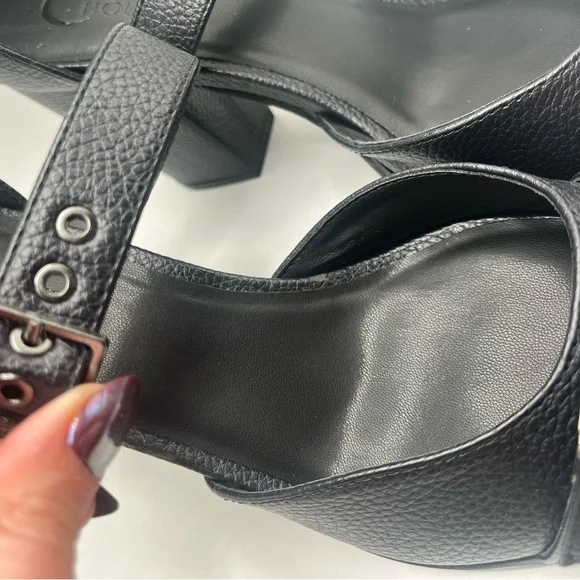 Enchantress Buckle Up Heel Size 10 - Picture 5 of 9